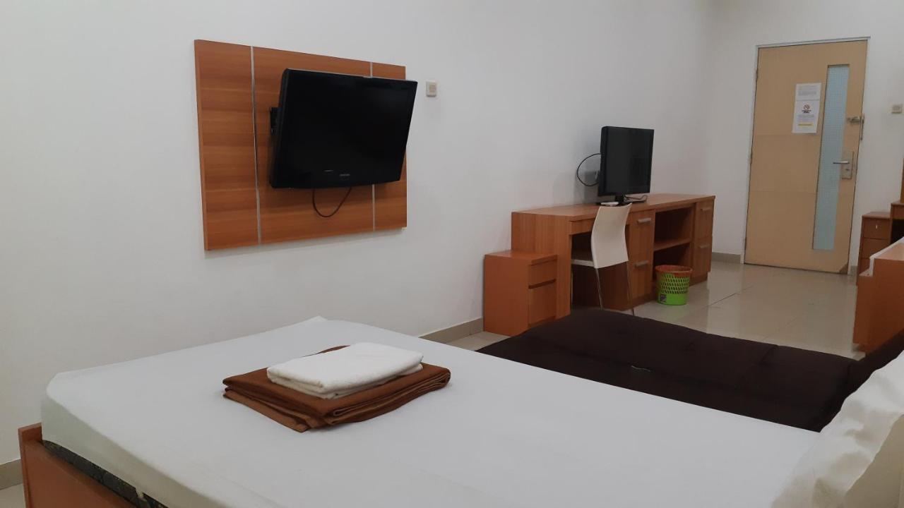 Puri 2* Jakarta